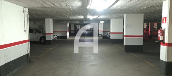  مرآب في Terrassa, Spain 16متر مربع رقم 142387 5