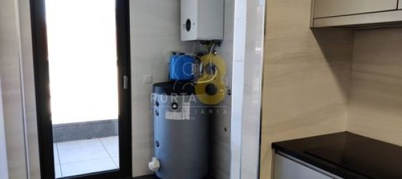 3 Schlafzimmer Wohnung in Porto, Portugal, Nr. 151683 3