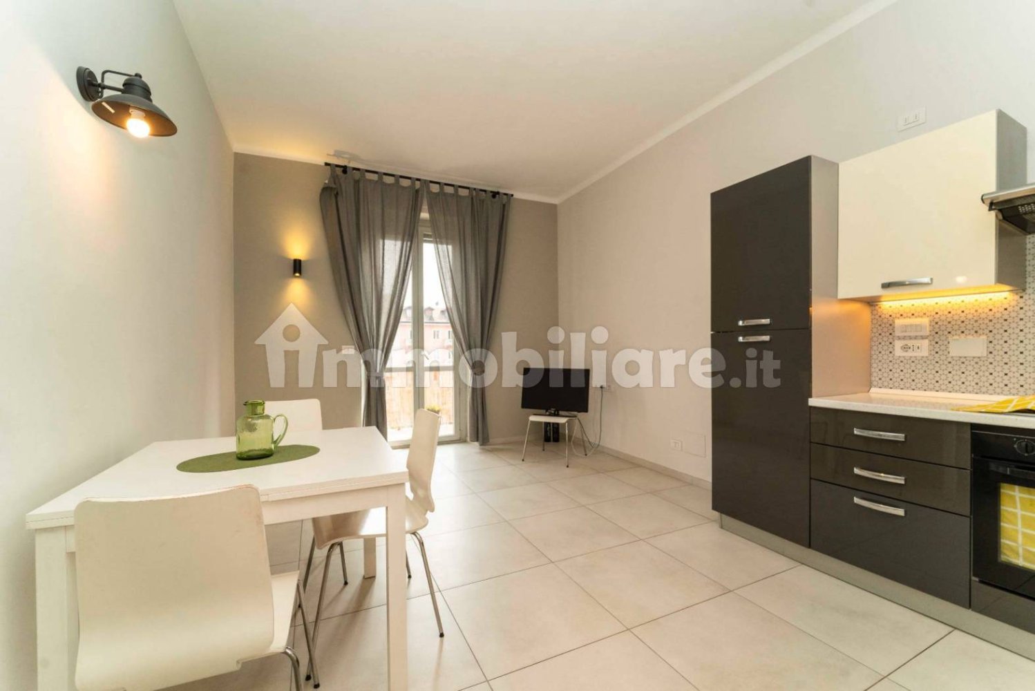 1 Schlafzimmer Wohnung in Turin, Italy, Nr. 370477