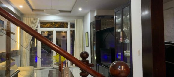 168m² House in District 7, Vietnam No. 7335 2