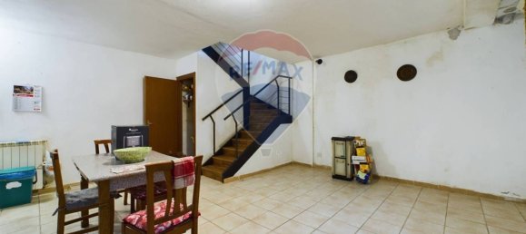 4 bedrooms Apartment in Formello, Italy No. 52951 14