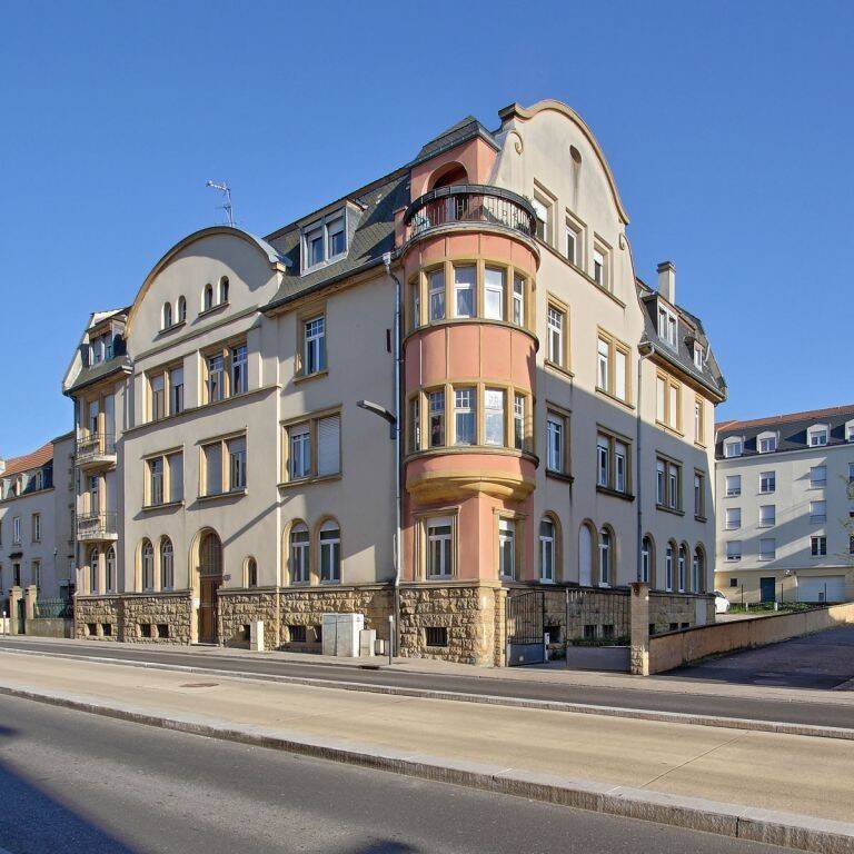 2 bedrooms Apartment in Metz, France No. 257739