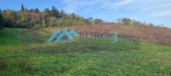 40820m² Land in Folignano, Italy No. 122665 6