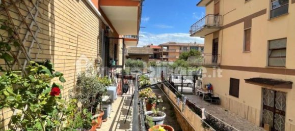 3 chambres Appartement à Rome, Italy No. 114995 7