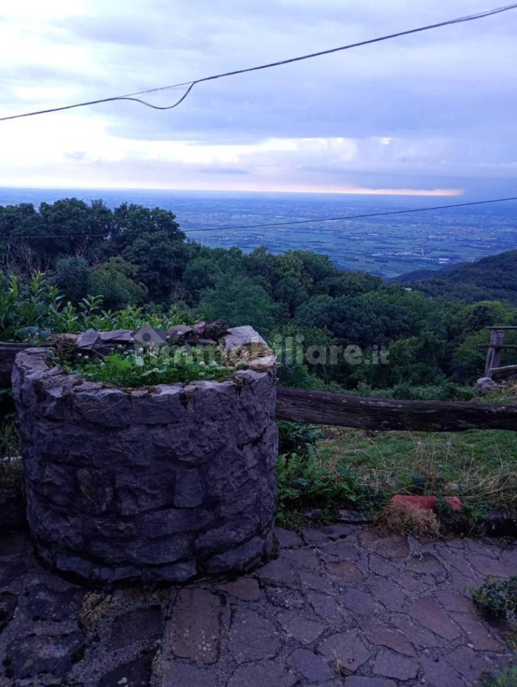 Дом с 2 спальнями в Удине, Италия № 391946