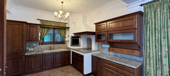 4 bedrooms House in Germasogeia, Cyprus No. 7062 6