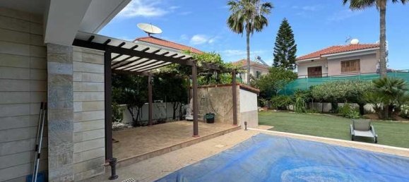 4 bedrooms House in Germasogeia, Cyprus No. 7062 10