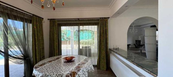 4 bedrooms House in Germasogeia, Cyprus No. 7062 4