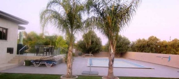 5 bedrooms House in Zygi, Cyprus No. 6633 5