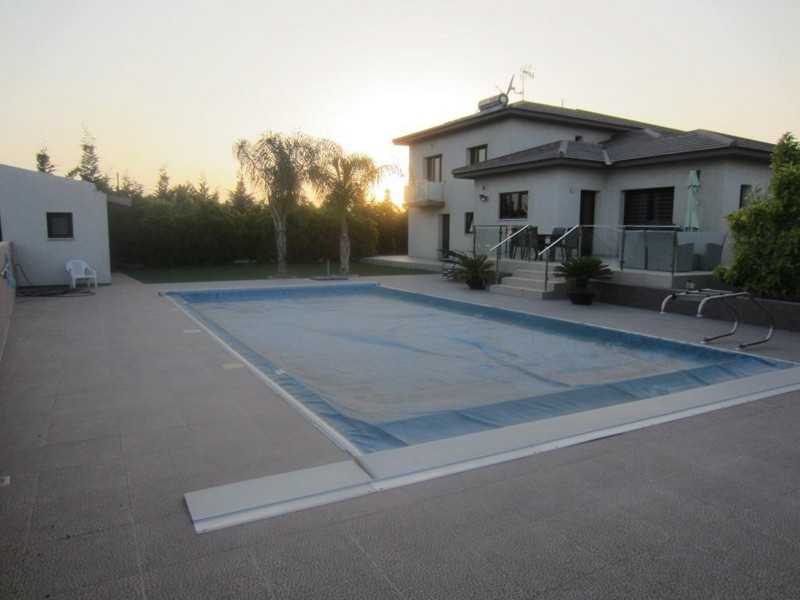 5 bedrooms House in Zygi, Cyprus No. 6633