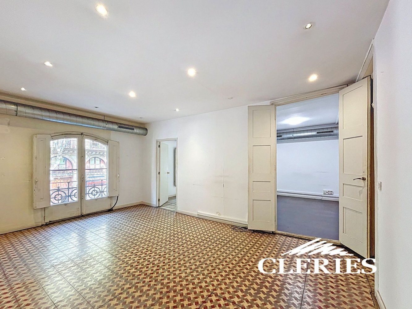 3 bedrooms Apartment in Ciutat Vella, Spain No. 199344