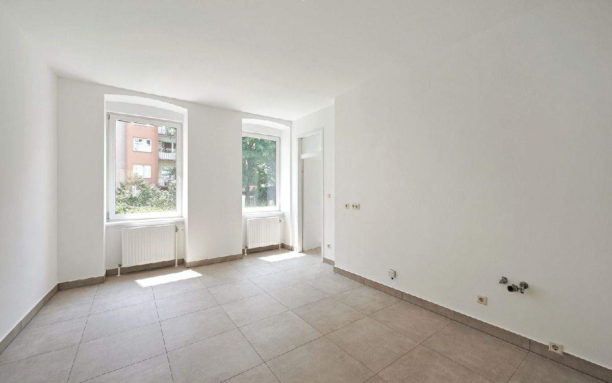 2 rooms Apartment in Favoriten, Austria No. 131105