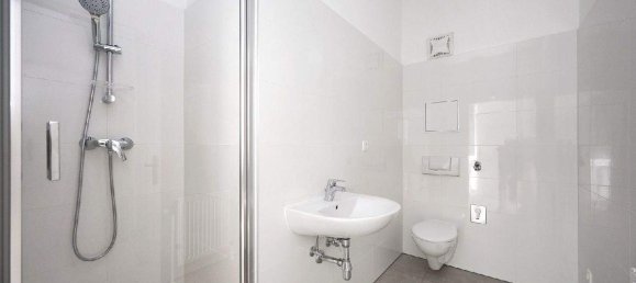 2 rooms Apartment in Favoriten, Austria No. 131105 8