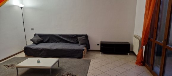 Apartamento de 3 divisões em Vanzago, Italy N.º 24842 4