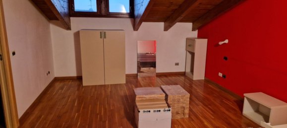 Apartamento de 3 divisões em Vanzago, Italy N.º 24842 22