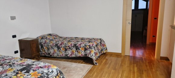 Apartamento de 3 divisões em Vanzago, Italy N.º 24842 28