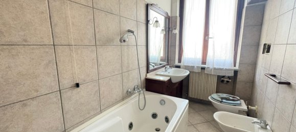 Villa de 6 habitaciónes en Borgo Priolo, Italy No. 109610 18