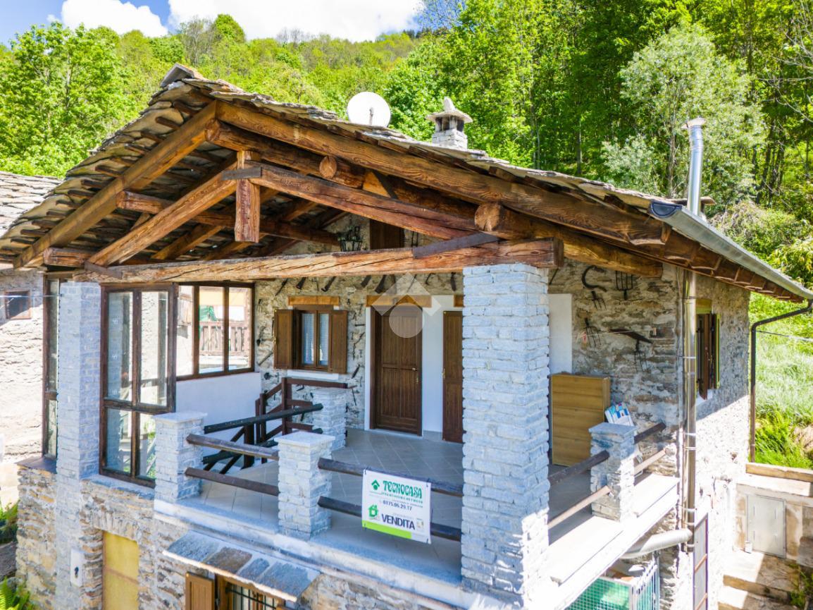 Casa de 4 divisões em Brossasco, Italy N.º 139704