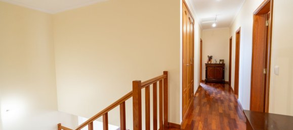 3 bedrooms House in Funchal, Portugal No. 189995 8