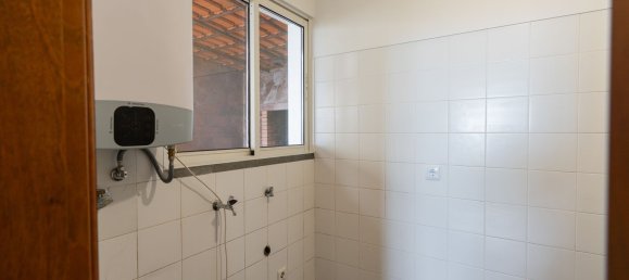 3 bedrooms House in Funchal, Portugal No. 189995 5