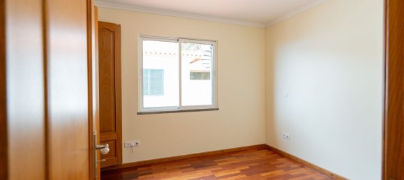 3 bedrooms House in Funchal, Portugal No. 189995 9