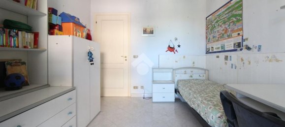 4 غرف نوم شقة في Reggio Calabria, Italy رقم 327852 13