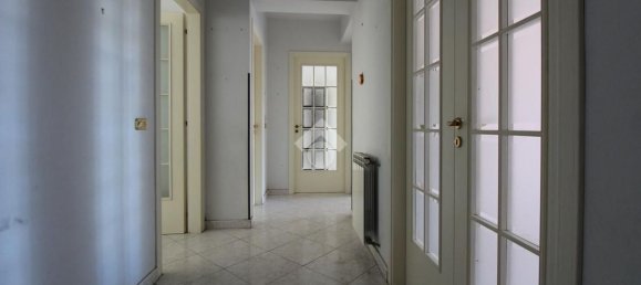 4 غرف نوم شقة في Reggio Calabria, Italy رقم 327852 2