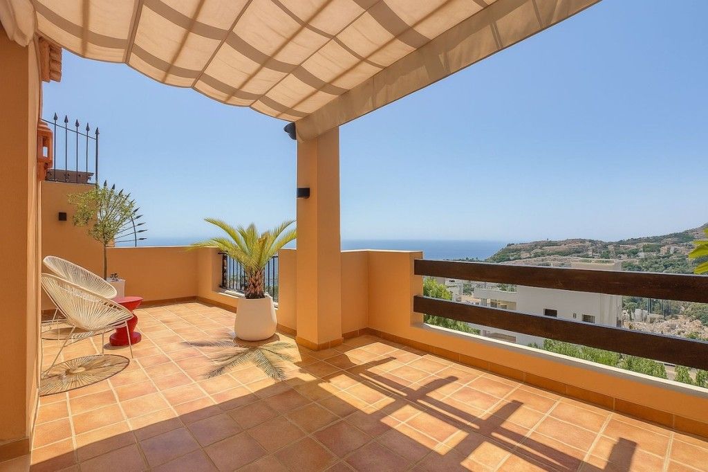 2 bedrooms Penthouse in Benalmadena, Spain No. 169585