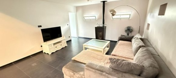 4 bedrooms House in Saint-Pavace, France No. 315561 2