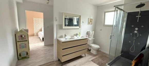 4 bedrooms House in Saint-Pavace, France No. 315561 8