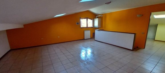 Casa de 6 habitaciónes en Castelfranco Emilia, Italy No. 221852 15