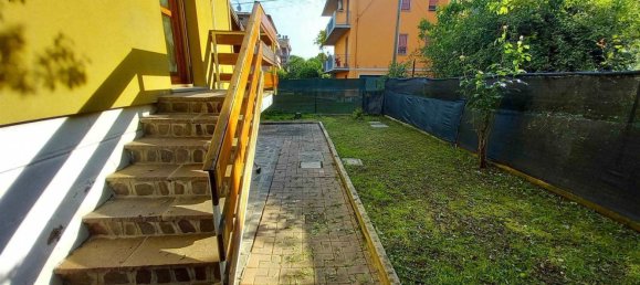 Casa de 6 habitaciónes en Castelfranco Emilia, Italy No. 221852 3