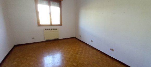 Casa de 6 habitaciónes en Castelfranco Emilia, Italy No. 221852 13