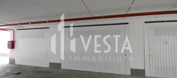 Garage à Ronco Briantino, Italy 28m² No. 364561 4