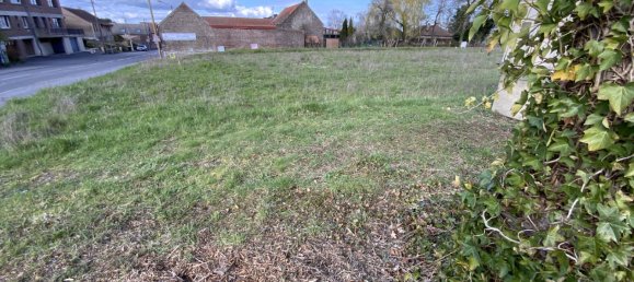  Land in Cambrai, France No. 68954 3