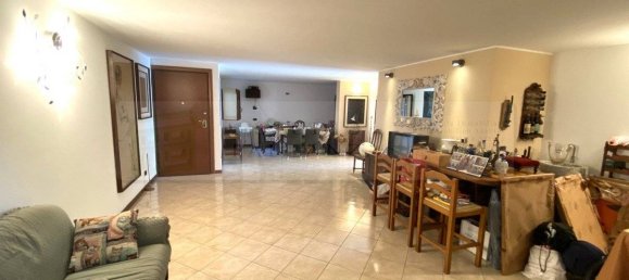 4 bedrooms Villa in Ghiffa, Italy No. 68523 5