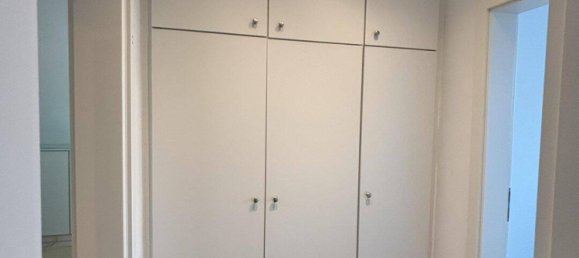 7 rooms Townhouse in Krefeld, Germany No. 49913 2