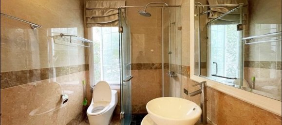 3 bedrooms Villa in Long Bien, Vietnam No. 590 9