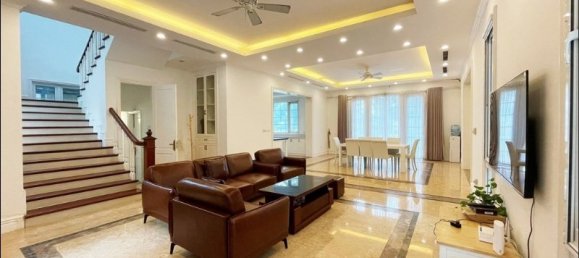 3 bedrooms Villa in Long Bien, Vietnam No. 590 2
