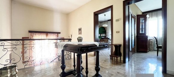 4 rooms House in San Martino di Lupari, Italy No. 234956 7