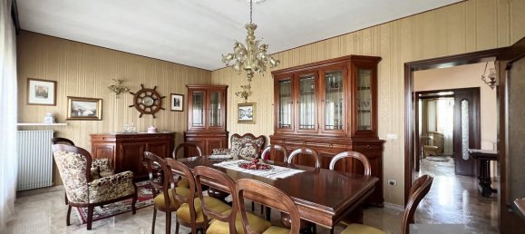 4 rooms House in San Martino di Lupari, Italy No. 234956 10