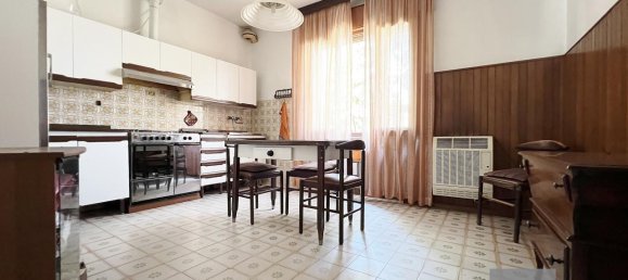 4 rooms House in San Martino di Lupari, Italy No. 234956 2