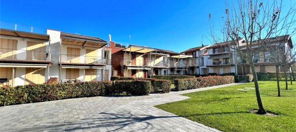 4 rooms House in Peschiera del Garda, Italy No. 78369 35