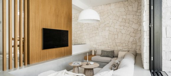 4 bedrooms Villa in Marbella, Spain No. 75123 2