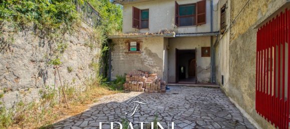 6-Zimmer Haus in Civitella del Tronto, Italy, Nr. 265211 3