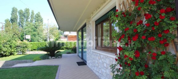 5 Schlafzimmer Haus in Altavilla Vicentina, Italy, Nr. 324373 4