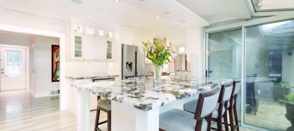 4 bedrooms House in Mississauga, Canada No. 535 12