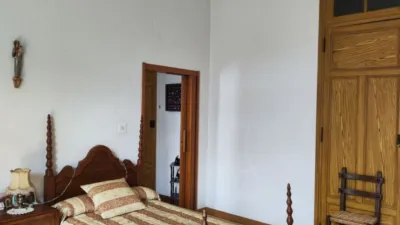 3 bedrooms House in Cacabelos, Spain No. 139976