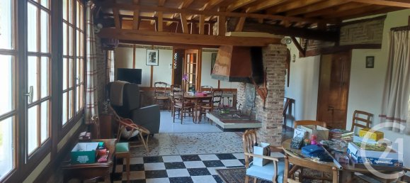 5 bedrooms House in Saulchoy, France No. 240988 2