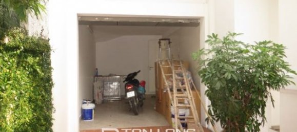 Villa de 4 dormitorios en Long Bien, Vietnam No. 3327 21